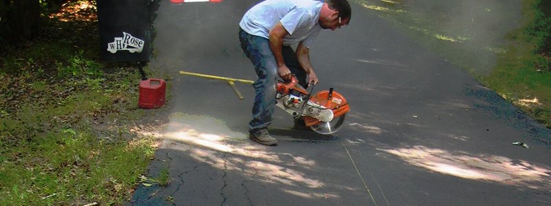 asphalt blacktop repair services