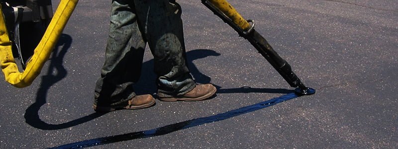 repairing cracked pavement in winter